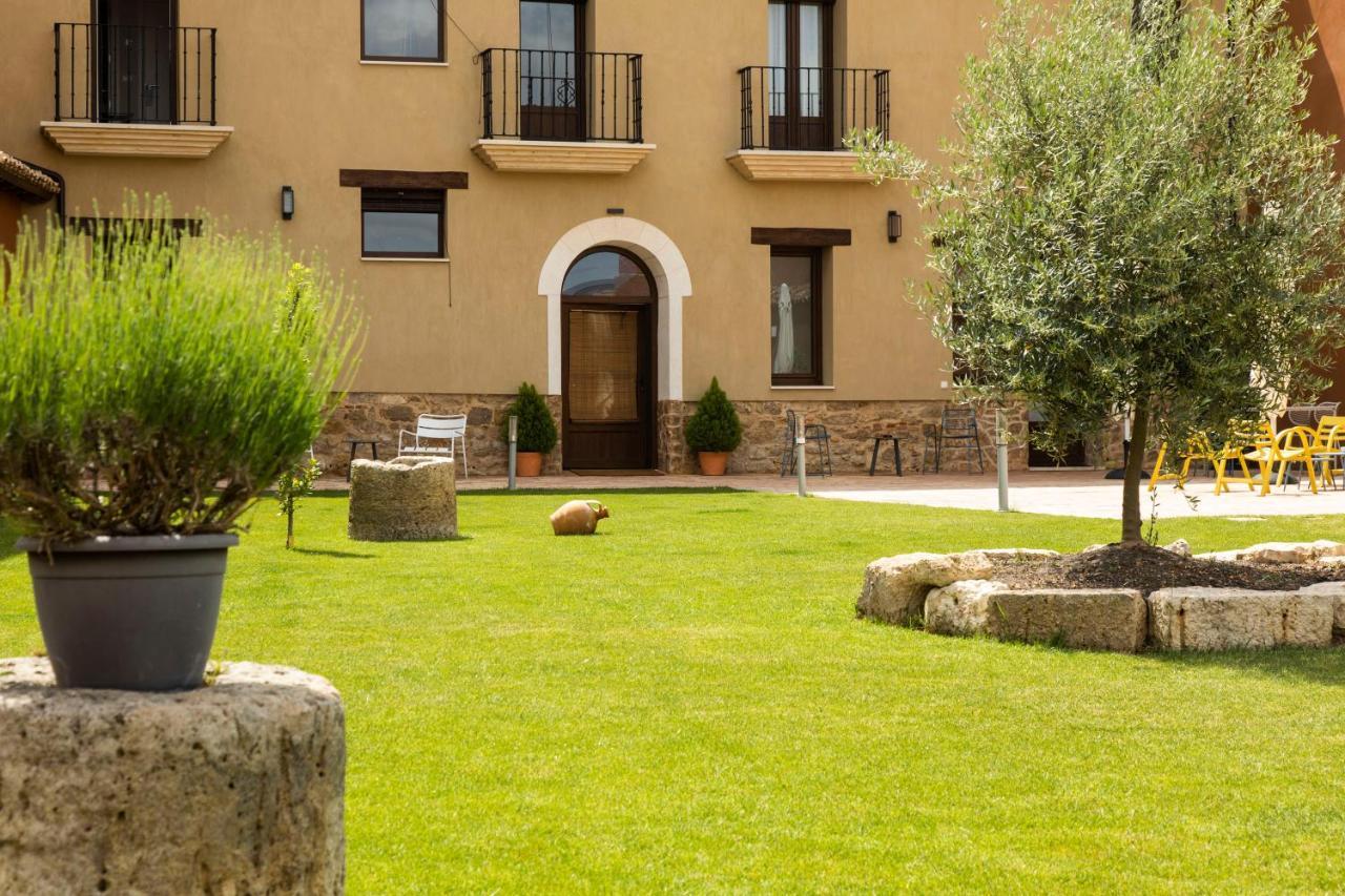Sanmartina Hotel Becerril de Campos Exterior foto